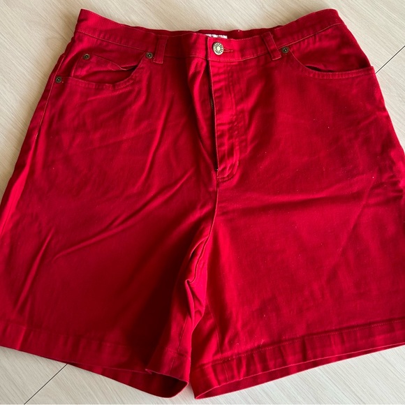 Jones Wear Sport Pants - Women’s Joneswear Sport stretch Shorts